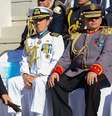 Daniel Noboa cercado por altos comandantes militares equatorianos  Foto: Getty Images / BBC News Brasil
