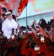 O presidente da República, Luiz Inácio Lula da Silva, discursa durante a convenção nacional do Partido dos Trabalhadores (PT) que oficializou sua candidatura à reeleição, no Expo Center Norte, na capital paulista, neste domingo, 2.  Foto: DANIEL TEIXEIRA/ESTADÃO CONTEÚDO/ESTADÃO CONTEÚDO