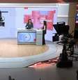 O novo telejornal 'GloboNews Radar' ocupa um dos cenários inaugurados na sede do canal no Rio  Foto: Reprodução/TV