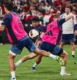 Atividade de preparação do Aston Villa antes de encarar o Bayern - Foto: Divulgação / Jogada10