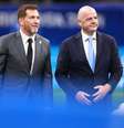  Foto: Hector Vivas/Getty Images - Legenda: Alejandro Domínguez é o presidente da Conmebol e se encontrou com Infantino na Colômbia / Jogada10
