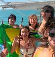 Fotos compartilhadas por Victor Manrique com parentes que morreram no acidente de helicóptero no sábado, 8, no Rio de Janeiro  Foto: Reprodução/Facebook/Victor Manrique