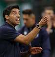 Abel Ferreira em ação no empate do Palmeiras com o Cerro Porteño –  Foto: Cesar Greco / Palmeiras / Jogada10