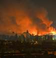Imagem de um incêndio após os ataques com mísseis balísticos russos a Kiev, em 5 de agosto de 2026.  Foto: RFI