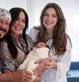 Bell Marques posa com a família  Foto: Billboard Brasil