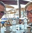 Ljubisa Karović e sua esposa Svetlana Grković voltavam de férias na Grécia  Foto: Facebook/Karović Ljubisa / BBC News Brasil