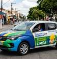 Carro adesivado com propaganda política  Foto: Imagem produzida com o auxílio da IA