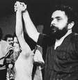 Elis Regina e Lula; cantora fazia show beneficente para o Dia do Trabalhador  Foto: Jornal Movimento | Apesp