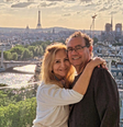 Augusto Cury e a esposa Suleima Cury em Paris  Foto: Reprodução/Instagram