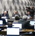 Comissão de Constituição, Justiça e Cidadania (CCJ) durante reunião para analisar a PEC do fim da escala 6x1  Foto: Geraldo Magela/Agência Senado