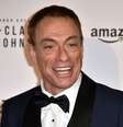 Jean-Claude Van Damme, hoje aos 65 anos: 'Você precisa consumir ômega-3. Não precisa ser peixe; você pode obtê-lo através de óleos vegetais ou de peixe. Mas o ômega é importante'.  Foto: Getty Images / Purepeople