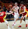 Caitlin Clark durante EUA x China, pela primeira rodada do grupo D da Copa do Mundo de Basquete Feminino - Foto: Reprodução/FIBA / Esporte News Mundo
