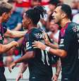 Barreiro comemora um de seus gols na vitória do Benfica sobre o Marítimo - Foto: Divulgação / SL Benfica / Jogada10