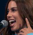 Ela é a estrela: Anitta faz bem à Globo ao dar mais visibilidade para a emissora entre os jovens  Foto: Reprodução