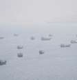 FOTO DE ARQUIVO: Embarcações próximas ao Estreito de Ormuz, vistas de Musandam, Omã, em 2 de setembro de 2026.  Foto: REUTERS - Stringer / RFI