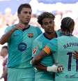 Xavi Espart (à esquerda) vibra muito logo após fazer o primeiro gol do Barcelona no duelo contra o Levante. Foto: Alex Caparros/Getty Images / Jogada10