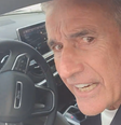Luis Castro falou rapidamente com a imprensa ao deixar o CT  Foto: Reprodução/X