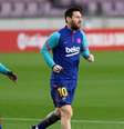 Samuel Umtiti comemora gol marcado por Lionel Messi no Camp Nou - Foto: Alex Caparros/Getty Images / Jogada10