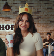 'Enquanto umas choram pelo ex...': Paolla Oliveira e Diogo Nogueira surgem juntos de novo em ação inédita; Coca-Cola e Burguer King reúnem ex-casal e vídeo agita famosos.  Foto: Divulgação, Burger King / Purepeople