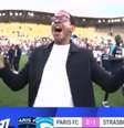 Rosenior foi cercado pelos jogadores do Strasbourg após a provocação - Foto: Reprodução de vídeo / Jogada10