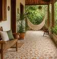Clássico das casas brasileiras, o piso de caquinhos volta à decoração; conheça sua história e veja 7 lugares para usá Foto: lo em casa - Reprodução/Canva / Bons Fluidos