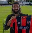 Capa da autobiografia de Andy Carroll, ex-jogador da seleção inglesa - Divulgação Foto: Jogada10