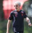 Odair levou cartão vermelho na vitória do Athletico sobre o Bahia - Foto: Divulgação / CAP / Jogada10