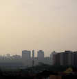 Na foto, fim de tarde visto da região da zona oeste de São Paulo, nesta quinta-feira (24).  Foto: ALOISIO MAURICIO/FOTOARENA/ESTADÃO CONTEÚDO