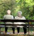 Para os casais sem filhos, há um componente a mais no cuidado: um pode ajudar o outro ao longo dos anos  Foto: DW / Deutsche Welle