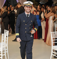 Iran Peixoto Martins Costa, de 39 anos, trabalhava como capitão de navio; ele morreu após passar mal em um restaurante em Goiânia  Foto: Reprodução / Redes sociais