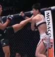 Natália Silva acerta chute em Wang Cong durante luta no UFC 332, em Salt Lake City - Foto: Reprodução/YouTube/UFC Brasil/Captura de tela / Esporte News Mundo