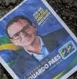 Panfletos de Eduardo Paes foram distribuídos com o dígito errado.  Foto: Reprodução/Redes sociais