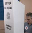 Romeu Zema vota em MG  Foto: Reprodução/GloboNews