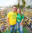 Flávio e Fernanda Bolsonaro estão casados desde 2010  Foto: Reprodução/Instagram