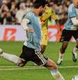 Messi marcou de pênalti contra o Benin em sua despedida da seleção argentina  Foto: Reprodução/Instagram/@afasleccion