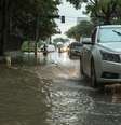 SAO PAULO - SP / CIDADES METROPOLE OE / CHUVA / ALAGAMENTO / Av. Pompeia altura do cruzamento com a R. Venancio Aires na zona oeste de Sao Paulo, alagada por  causa de forte chuva que atinge a cidade - FOTO - DANIEL TEIXEIRA / ESTADAO  Foto: DANIEL TEIXEIRA / ESTADAO / Estadão