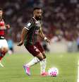 O lance da reclamação do Fluminense neste domingo - Foto: Reprodução de vídeo / Jogada10