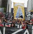 Militantes, simpatizantes e apoiadores do presidente da República, Luiz Inácio Lula da Silva (PT), participam de um ato político em apoio à sua reeleição na Avenida Paulista, na cidade de São Paulo (SP), neste domingo, 11 de outubro de 2026  Foto: RAUL LUCIANO/ATO PRESS/ESTADÃO CONTEÚDO