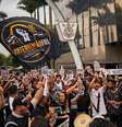 Torcedores fazem protesto em frente à sede do Corinthians, no Parque São Jorge. Foto: Reprodução/@roinaalvinegra via Instagram / Estadão