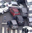 Carros são arrastados por enchente e bloqueiam rua na Zona Sul de São Paulo após temporal Foto: Reprodução/GloboNews
