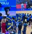 Ex e esposa de jogador de basquete do Mogi se envolvem em confusão após clube conquistar título Foto: Reprodução/ otd_oficial/Instagram