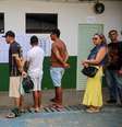 Número de seções modificadas até o momento representa menos de 1% do total das seções  Foto: Reuters / BBC News Brasil