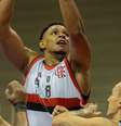 Ruan, do Flamengo, enfrenta a marcação do Botafogo em partida da segunda rodada do NBB 2026/27 - Foto: Paula Reis/CRF/Site / Esporte News Mundo