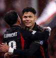 Justin Kluivert converte o primeiro gol do Bournemouth - Foto: Michael Steele/Getty Images / Jogada10