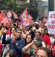 Apoiadores de Lula lotaram a Avenida Paulista na tarde de sábado, véspera da eleição presidencial. (24/10/2026)  Foto: © RFI/ Lúcia Müzell / RFI