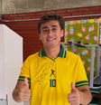 Nikolas Ferreira (PL-MG) após votar no segundo turno das eleições  Foto: Reprodução/Instagram