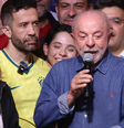 Lula discursou para uma multidão na Avenid Paulista após vencer no segundo turno  Foto: LECO VIANA/THENEWS2/ESTADÃO CONTEÚDO / Estadão