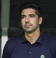 Abel Ferreira, treinador do Palmeiras, durante clássico contra o Palmeiras, no Nubank Parque, pelo Campeonato Brasileiro -   Foto: Alexandre Schneider/Getty Images / Esporte News Mundo