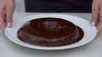 Sobremesa de dia dos pais: Flan de cappuccino com calda de chocolate