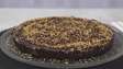 Torta de doce de leite, chocolate e licor de cacau